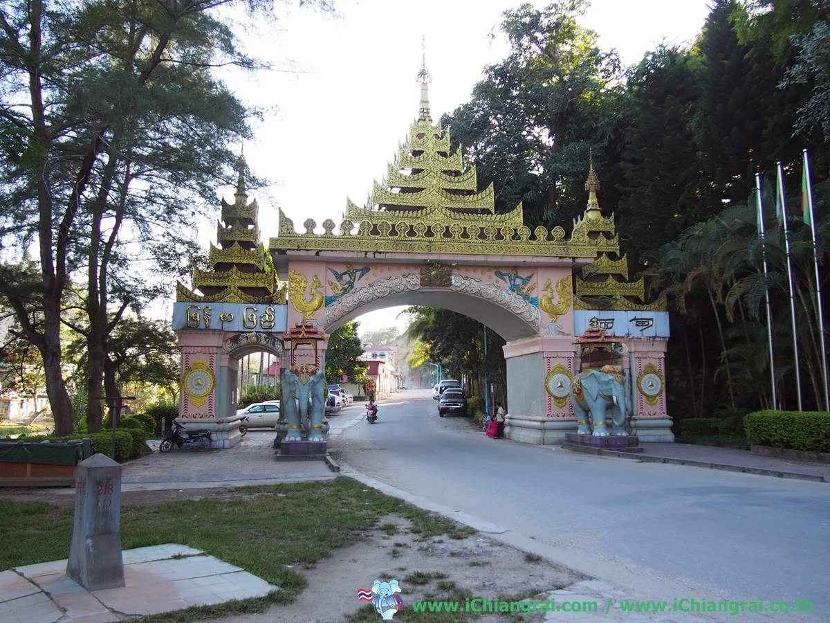 ซุ้มประตูเมืองลา เขตปกครองพิเศษที่ 4