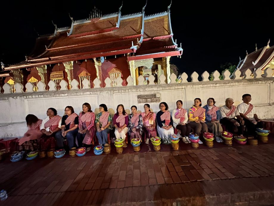ทริปเชียงตุง พม่า สักการะพระชี้นิ้ว