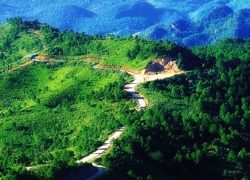 2 Days 1 Night Mountain & Royal Garden Getaway