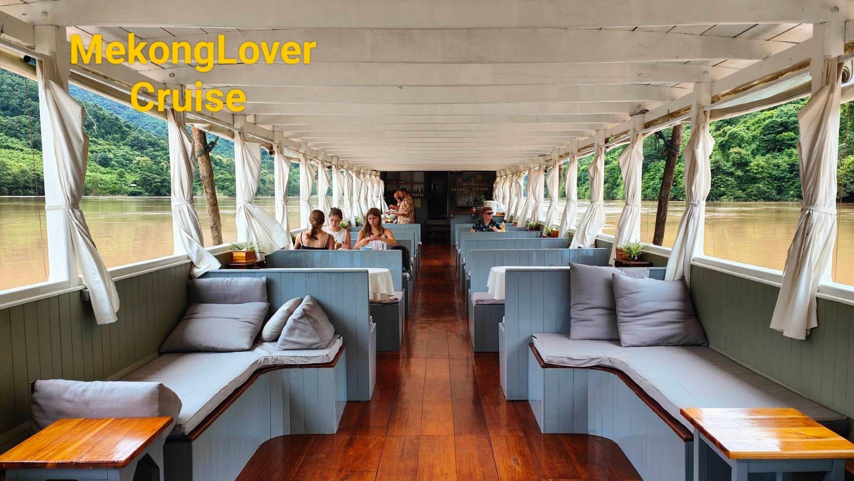 Boutique Cabin Lounge and Booth Seating