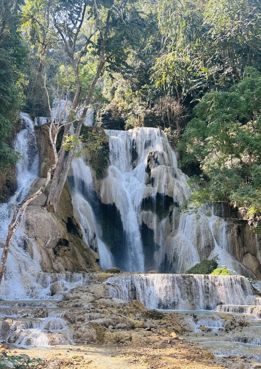 Emerald Waters & Limestone Landscapes