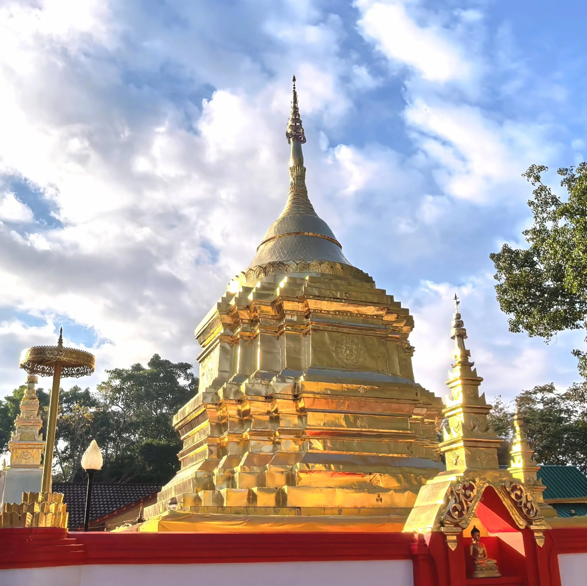 2. Phra That Chom Wae, Phan District, Chiang Rai